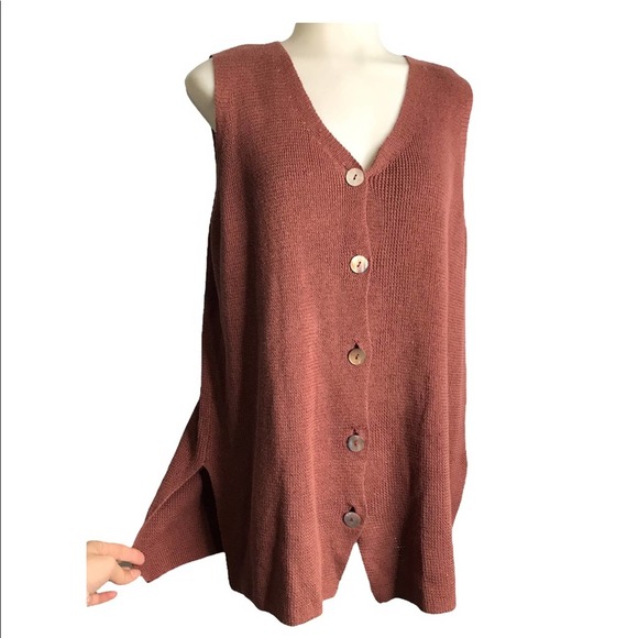 Adrienne Vittadini | Knit Linen Sleeveless Burgundy Button Down Tunic top - Picture 3 of 10